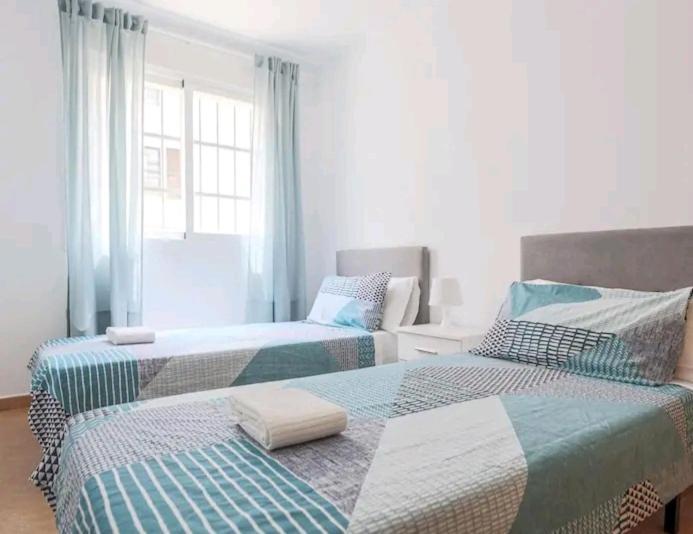 Apartamento Con Patio Y Piscina Cerca De Sevilla La Algaba Exteriör bild